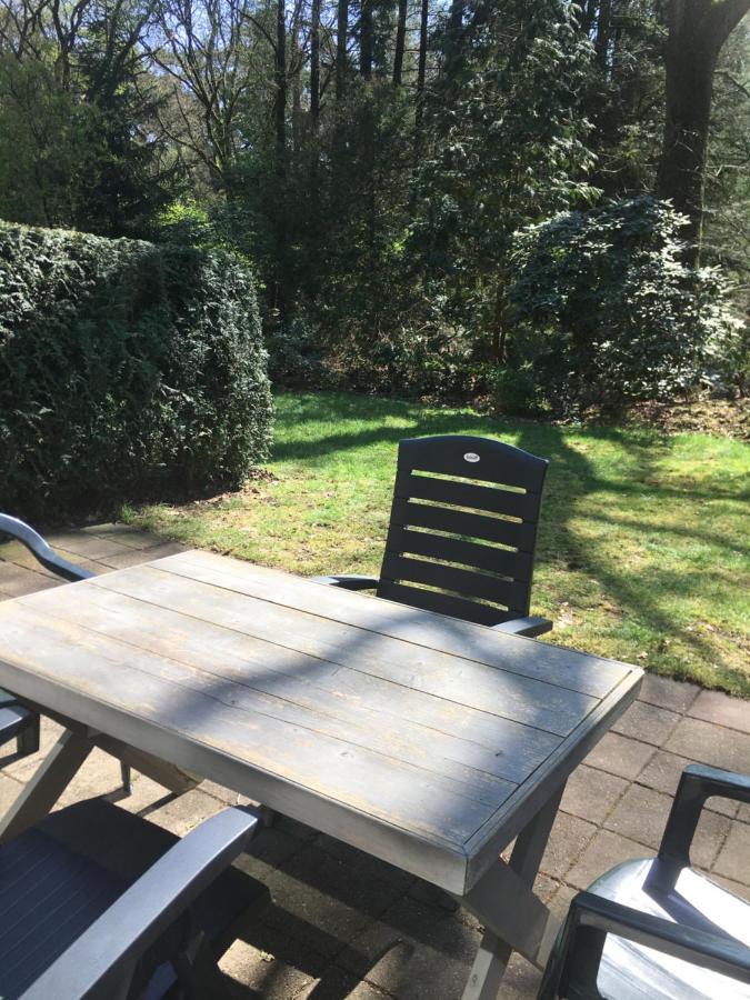 Geschakelde Bungalow Op De Veluwe "De Eekhoorn" Otterlo Esterno foto